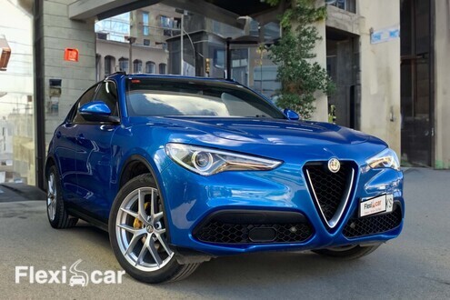 Alfa Romeo Stelvio seminovo barato