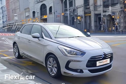 Carro Citroen DS5