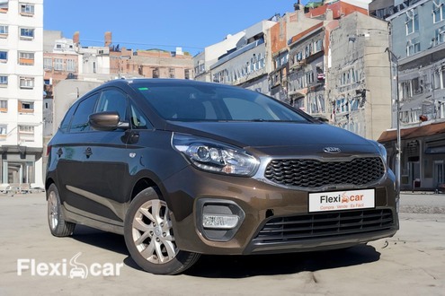 KIA Carens usado