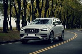 Carros Volvo XC90